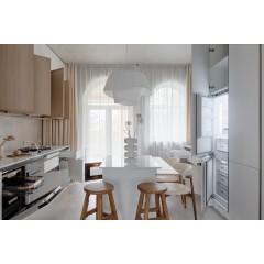 Встраиваемый холодильник VARD VIC177NI