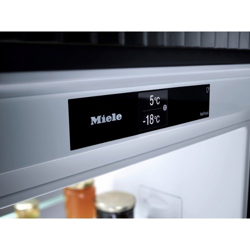 Встраиваемый холодильник Miele K 7733 E в Краснодаре