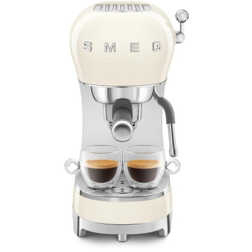 Кофемашина Smeg ECF02CREU в Краснодаре