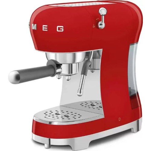 Кофемашина Smeg ECF02RDEU в Краснодаре