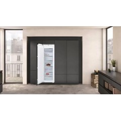 Встраиваемая морозильная камера Neff GI7813CF0