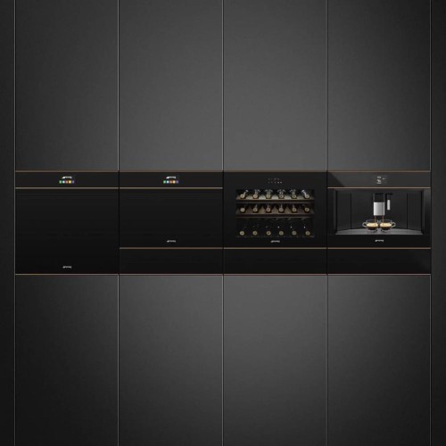 Встраиваемая автоматическая кофемашина Smeg CMS4604NR в Краснодаре