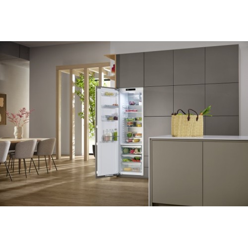 Встраиваемый холодильник Miele K 7747 D в Краснодаре