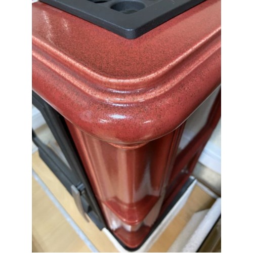 Дровяная печь ABX BAVARIA KI (6,9кВт в воду) белый цоколь, бордо 